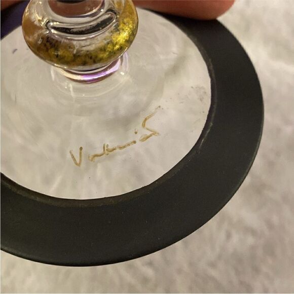 Gloria Vanderbilt Elegant Amber Glass Candle Holders (2) - Picture 4 of 7